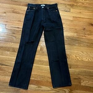 Re/Done Women's Straight Leg Jeans in Washed Black with Knee Rips
Tags  removed